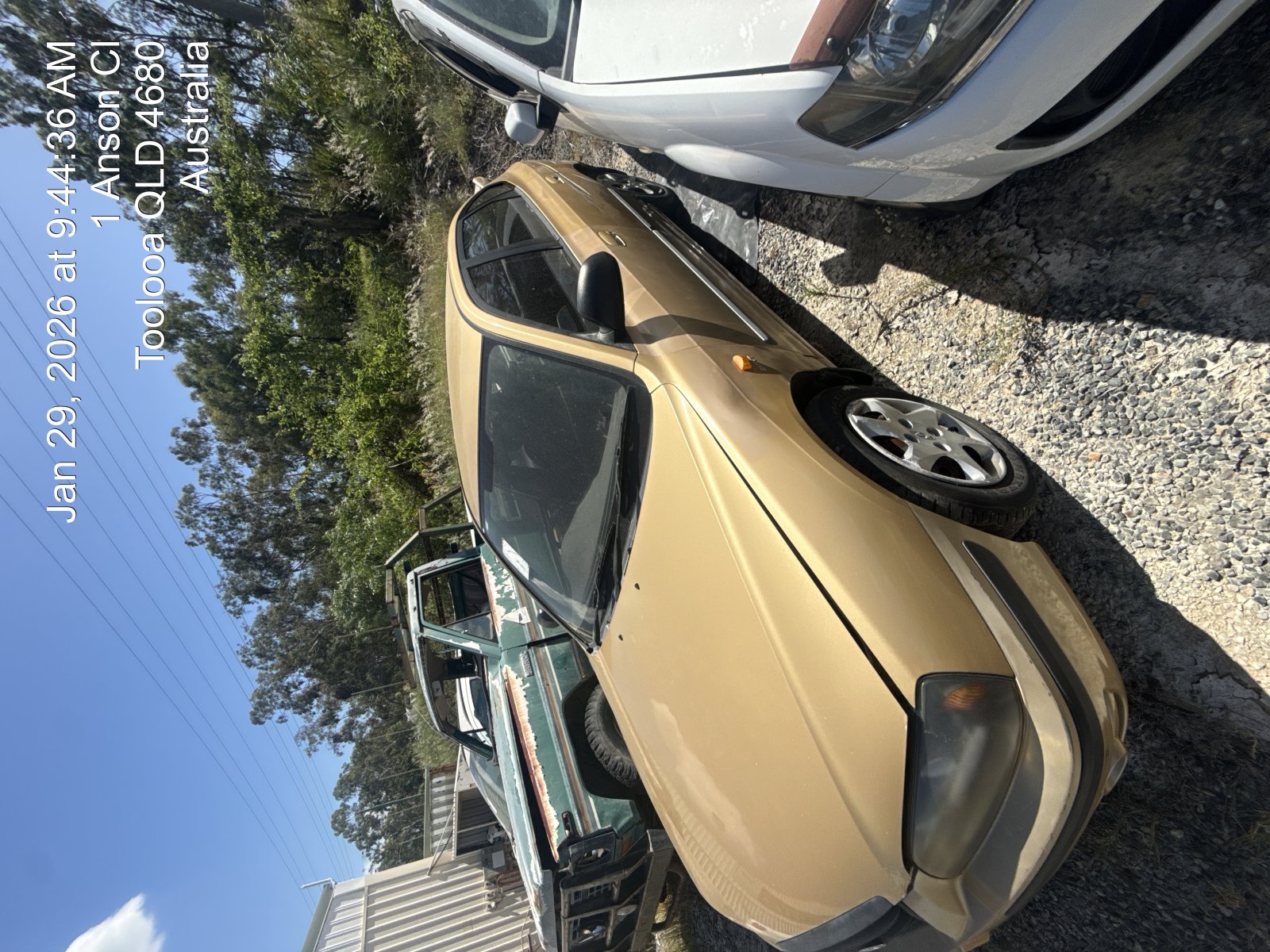 2004 HYUNDAI ELANTRA HATCHBACK
